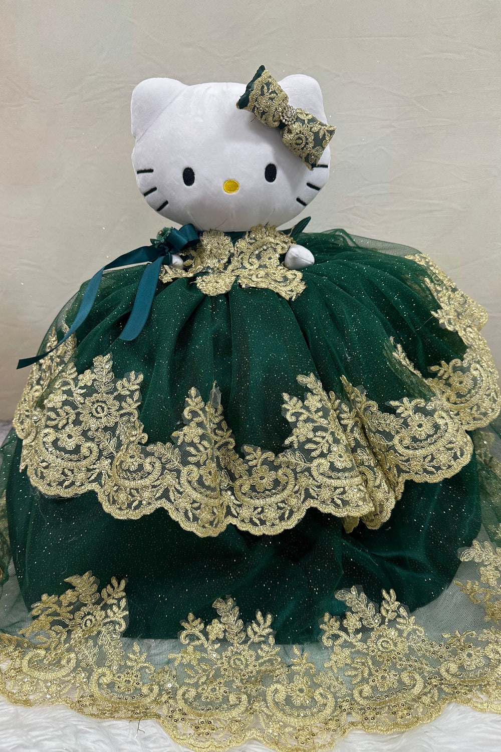 Hello Kitty Quincenera Doll green and gold ,snkdress,wwwsnkdress.com