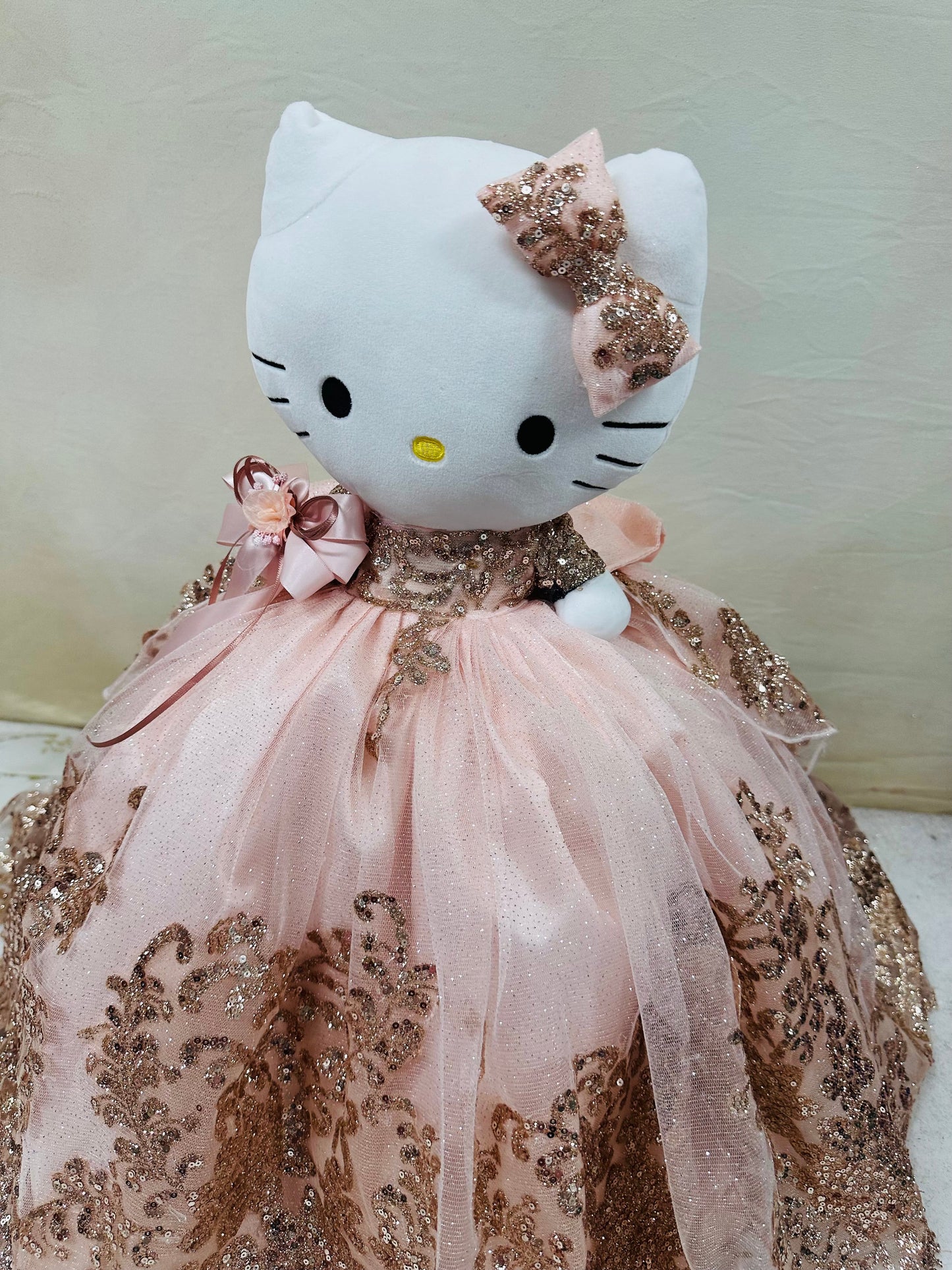 Hello Kitty Quincenera Doll 15336