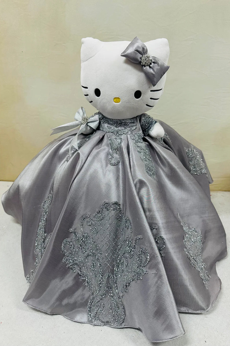 Hello Kitty Quincenera Doll silver,snkdress,wwwsnkdress.com