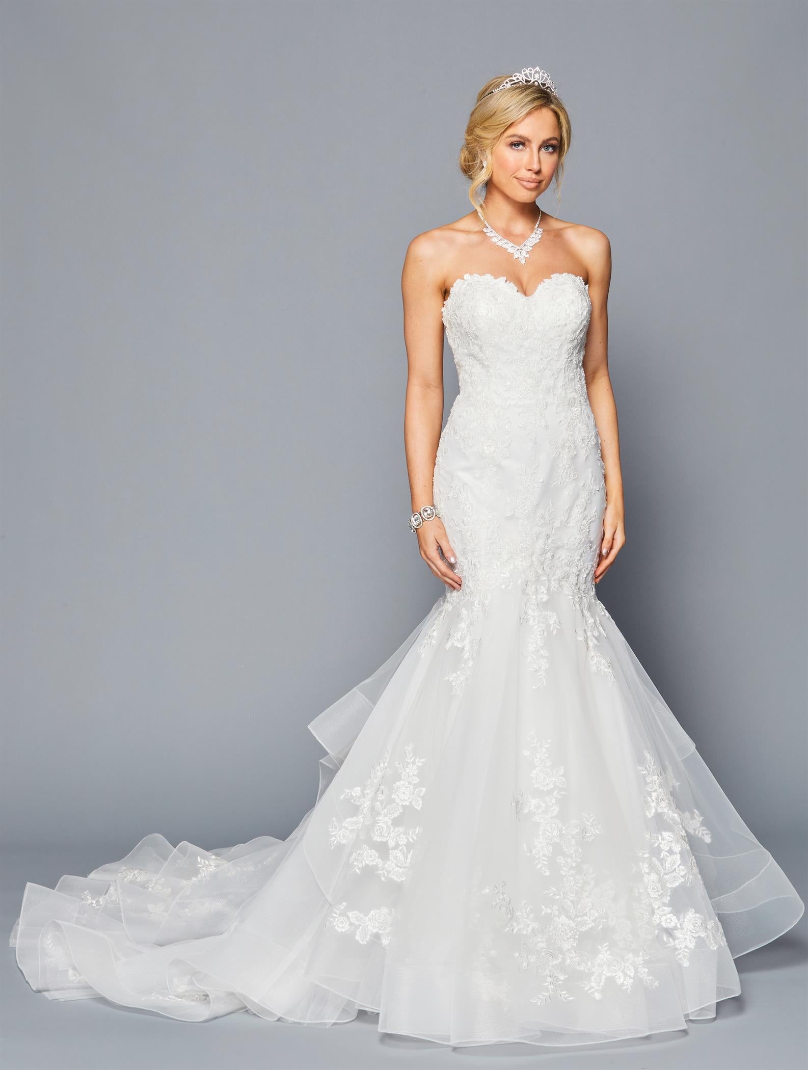 www.snkdress.com DeKlaire Bridal Style 445 wedding gown