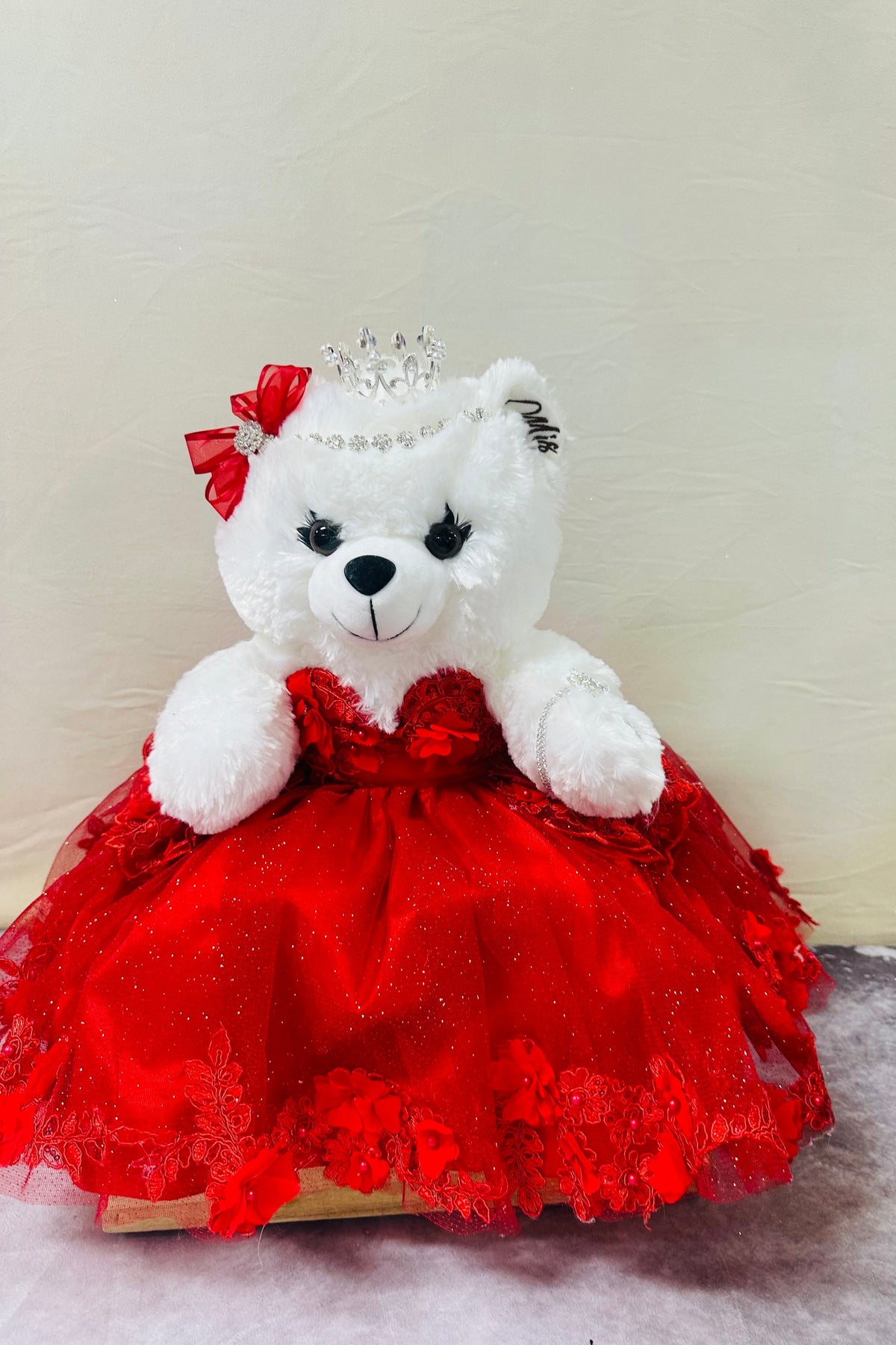 teddy-bear Doll for Quinceañera 