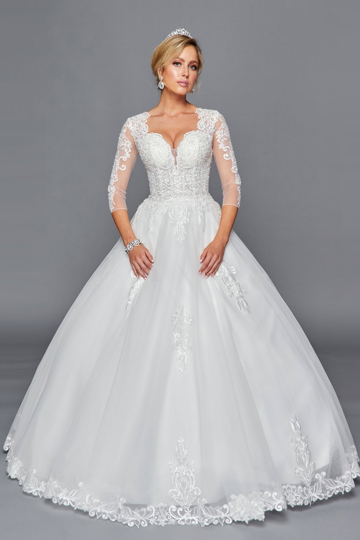 www.snkdress.com DeKlaire Bridal Style 436 wedding gown