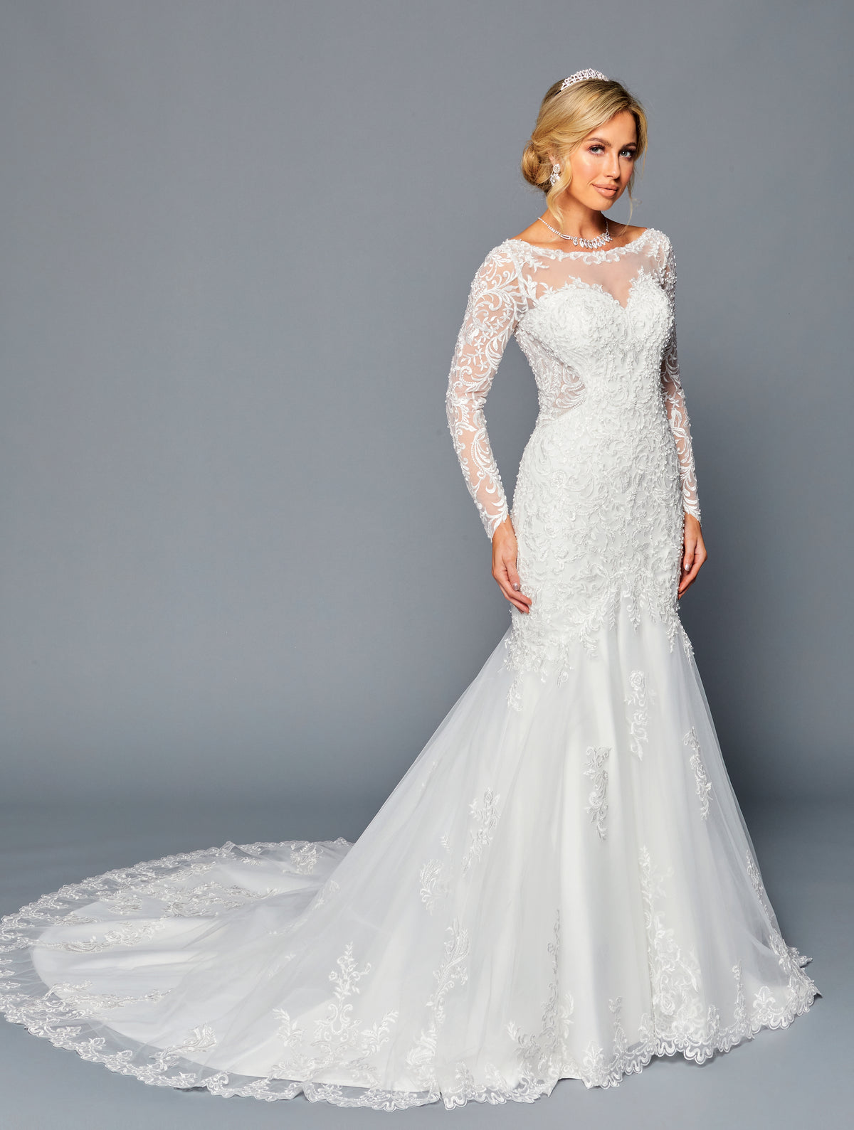 www.snkdress.com DeKlaire Bridal Style 450 wedding gown