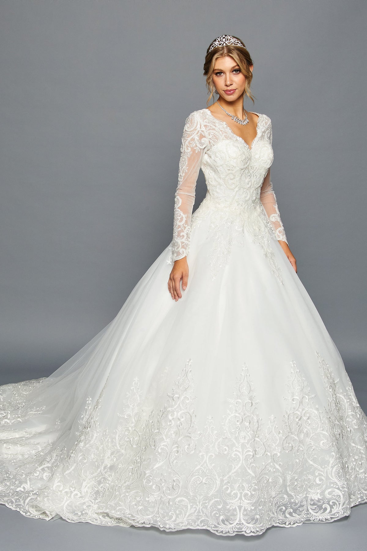 www.snkdress.com DeKlaire Bridal Style 457 wedding gown