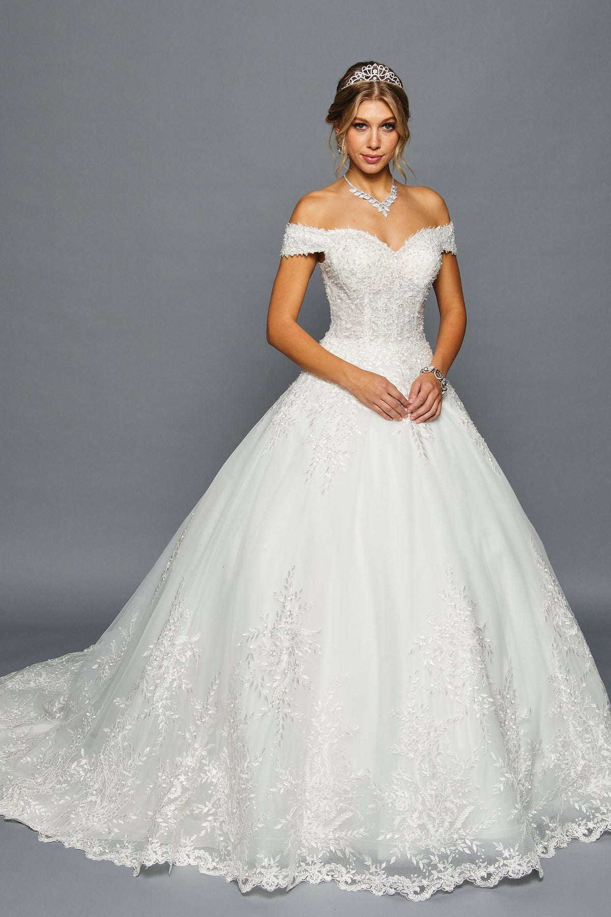 www.snkdress.com DeKlaire Bridal Style 458 wedding gown