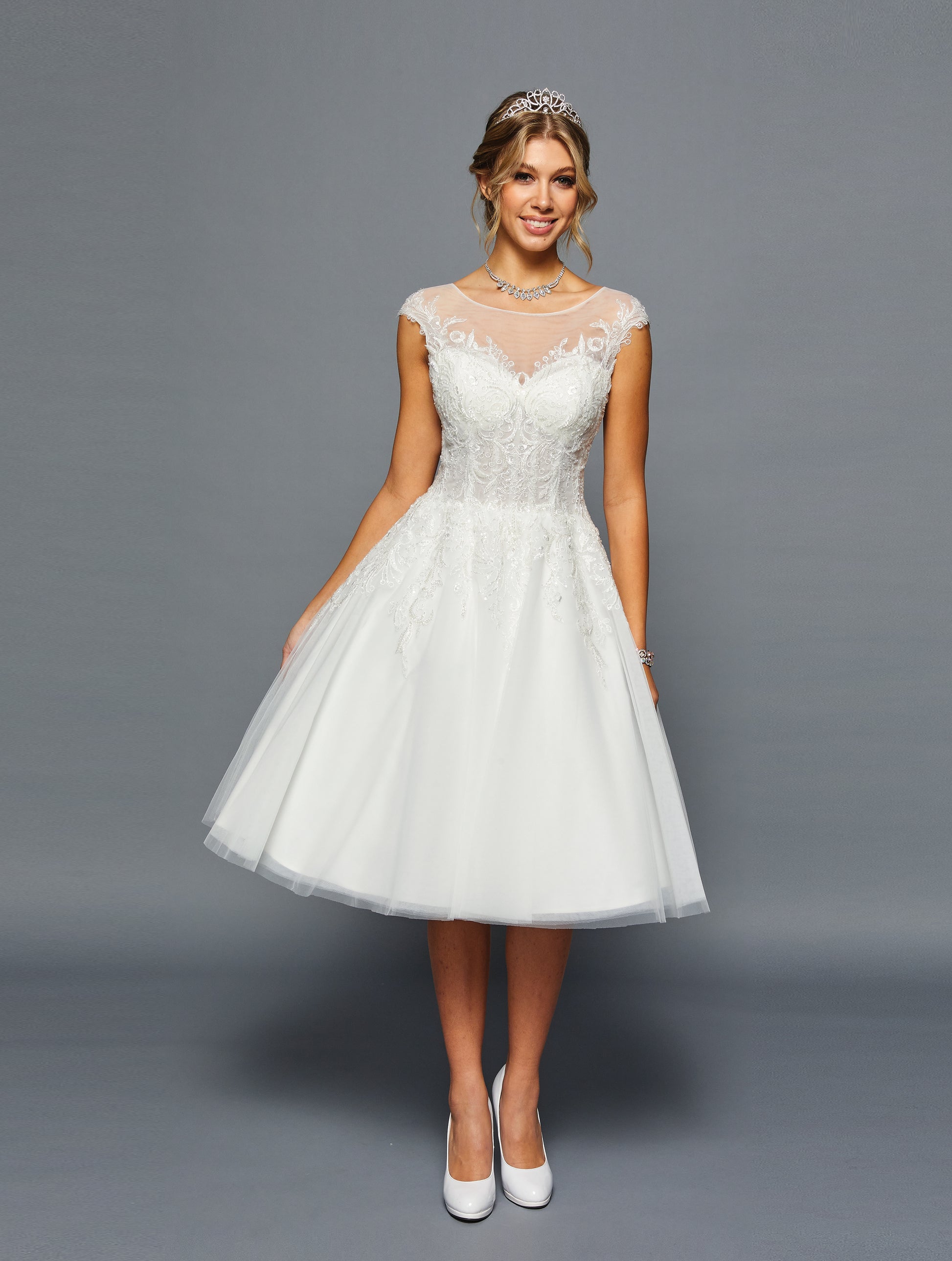 www.snkdress.com DeKlaire Bridal Style 460 wedding gown