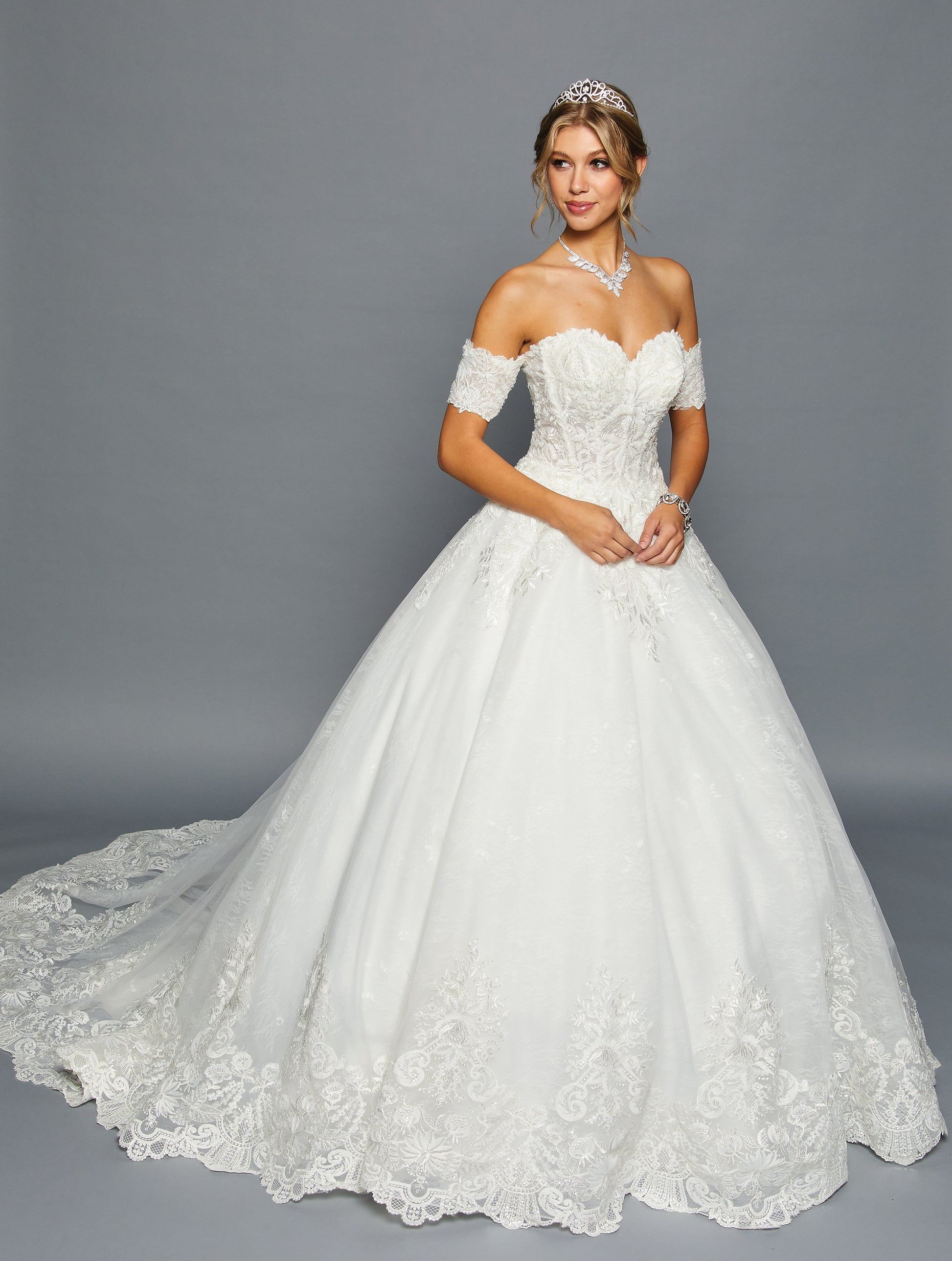www.snkdress.com DeKlaire Bridal Style 462 wedding gown