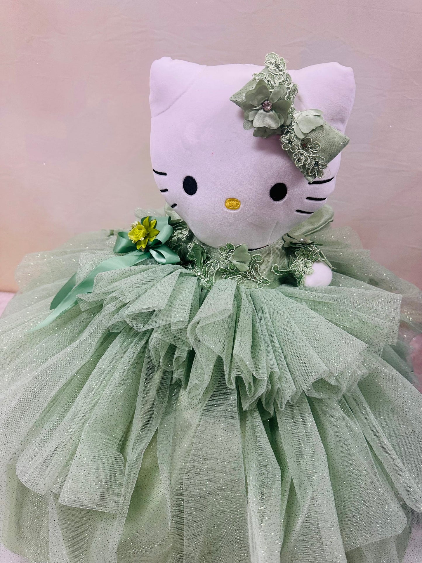 Hello Kitty Quincenera Doll Sage 15526