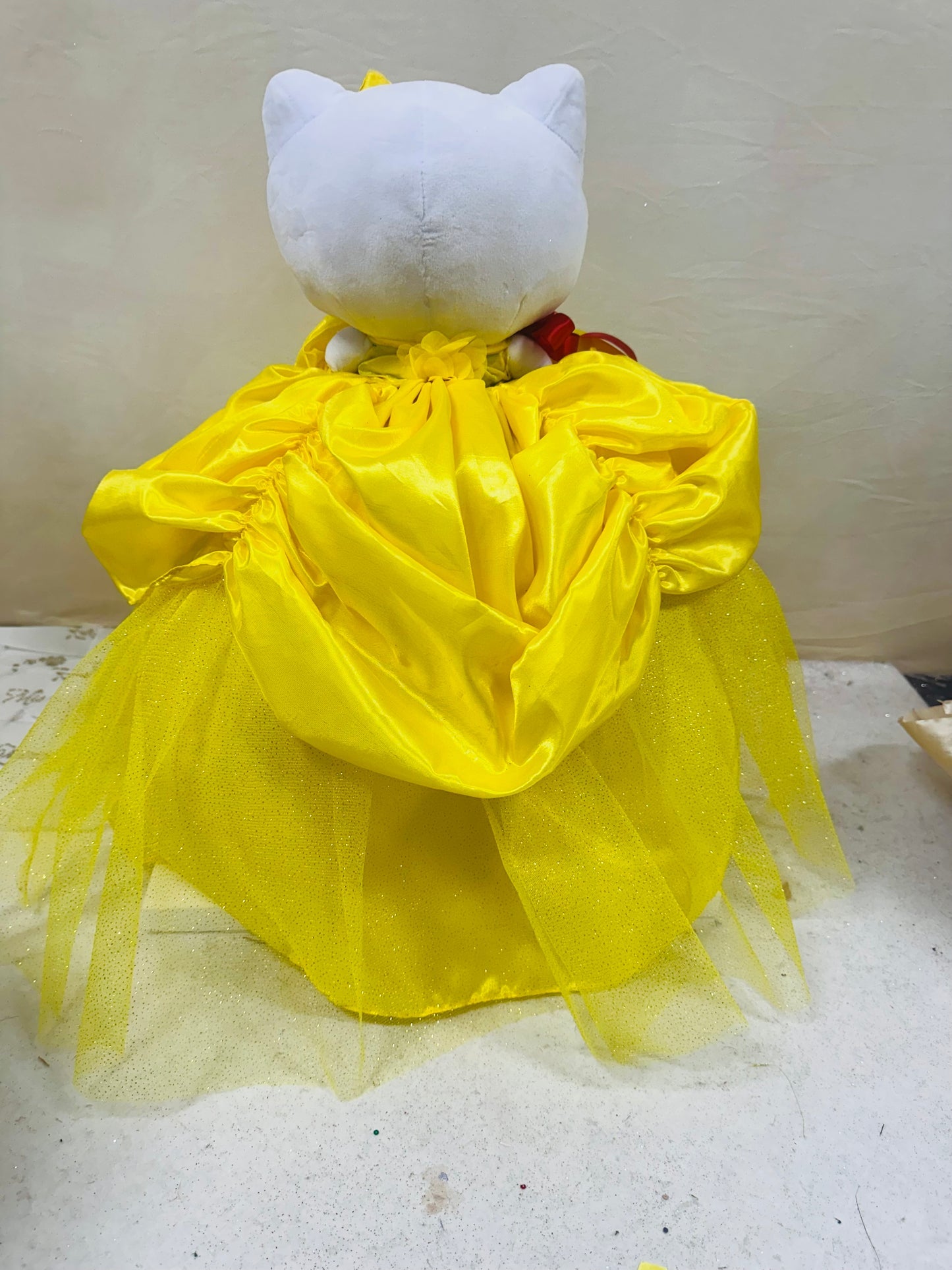 Hello Kitty Quincenera Doll 15026
