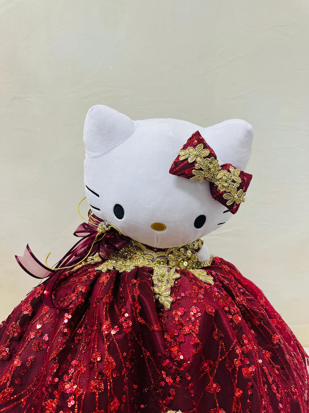 Hello Kitty Quincenera Doll Burgundy goldk,snkdress,wwwsnkdress.com