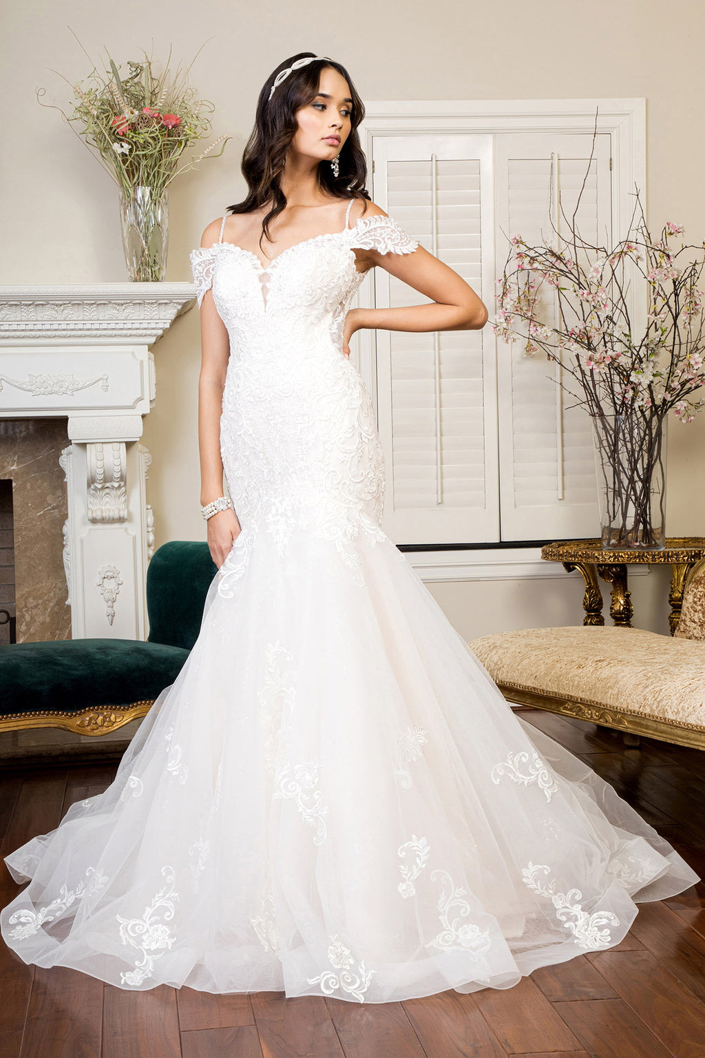 Off White bridal gown by GLS Gloria GL1938 www.snkdress.com