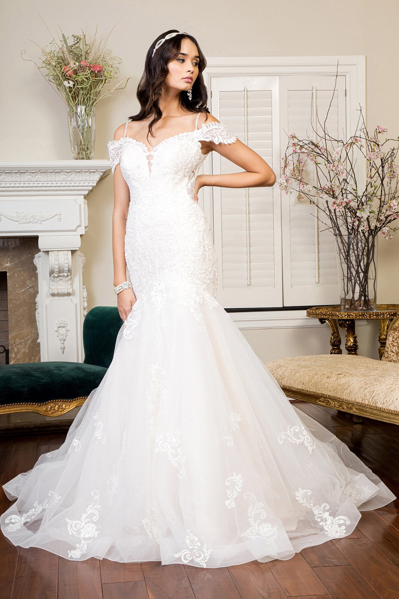 Off White bridal gown by GLS Gloria GL1938 www.snkdress.com